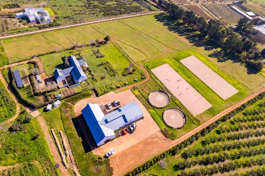 5 Bedroom Property for Sale in Stellenbosch Farms Western Cape